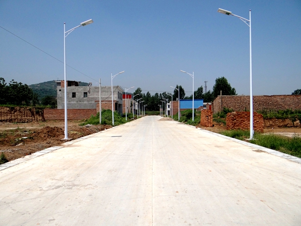道路硬化、亮化_1.jpg