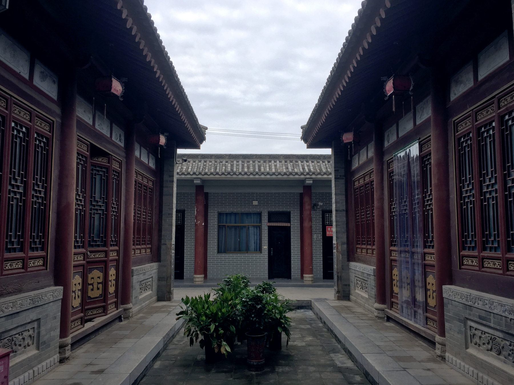 b127-icxmqsw2964767.jpg